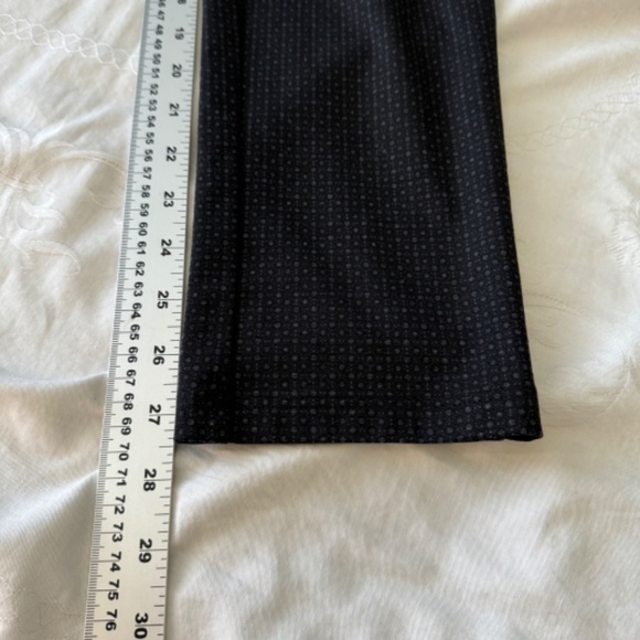 Studio Point Women's Black Allover Dot Pattern Legging Dress Pants Size Medium - Picture 11 of 13